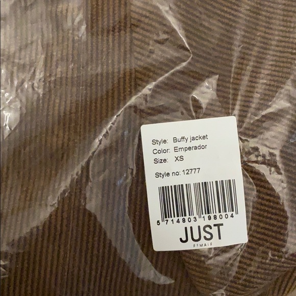 Just Buffy Jacket - Picture 6 of 7